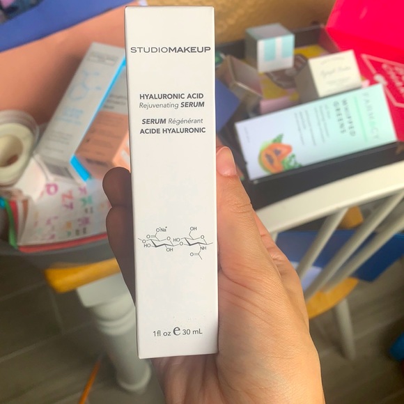 studio makeup Other - Studio Makeup Hyaluronic Acid Serum